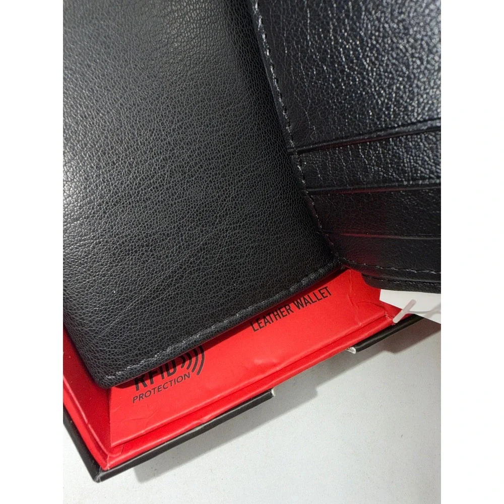True Religion Mens Black Genuine Leather Trifold RFID Wallet TR204291 NIB